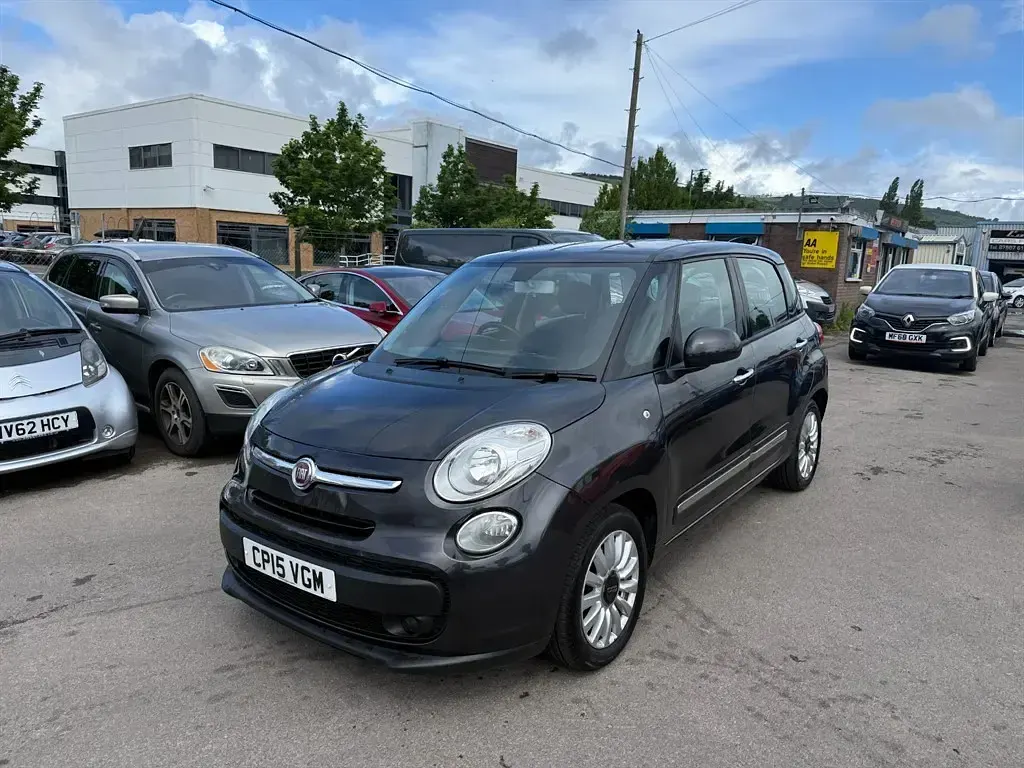 Used Fiat 500L Pop Star 95 HP (69 kW) 2015 Grey MPV