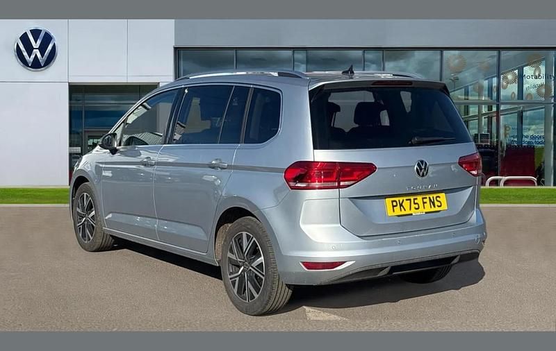 Used VW Touran SEL 150 HP (110 kW) 2025 Silver MPV