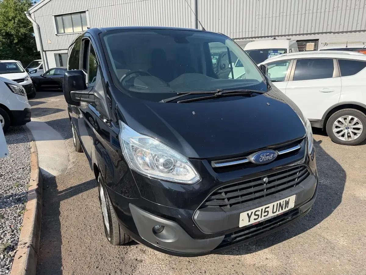 Used Ford Transit Custom Limited 125 HP (91 kW) 2015 Black Van