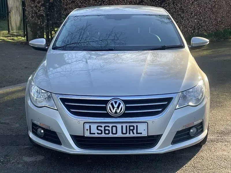 Used VW Passat 140 HP (102 kW) 2010 Silver Coupe