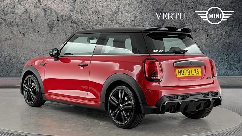 Usado Mini Cooper Sport 136 CV (100 kW) 2022 Rojo Utilitario