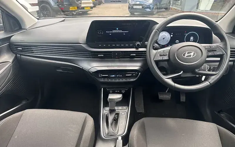 Used Hyundai i20 Premium 101 HP (74 kW) 2025 Black Hatchback