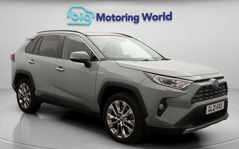 Used 2025 Toyota RAV4 Hybrid SUV | £24,900 (Super price) - Image 1/4
