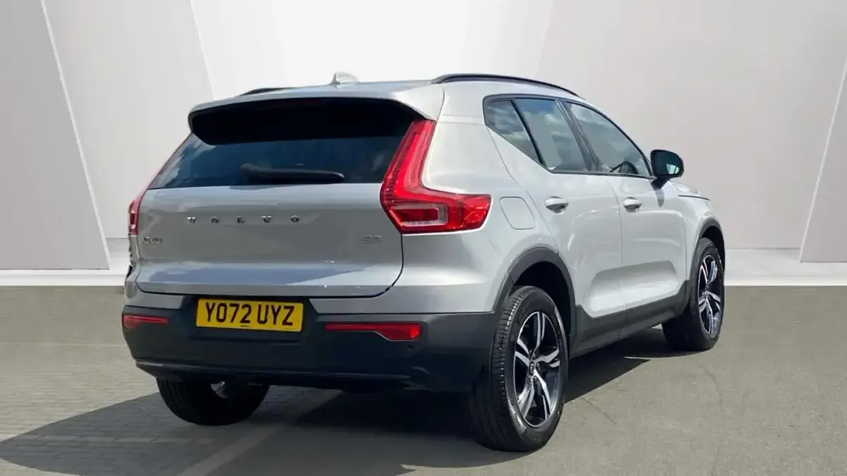 Used Volvo XC40 Plus 161 HP (118 kW) 2023 SUV