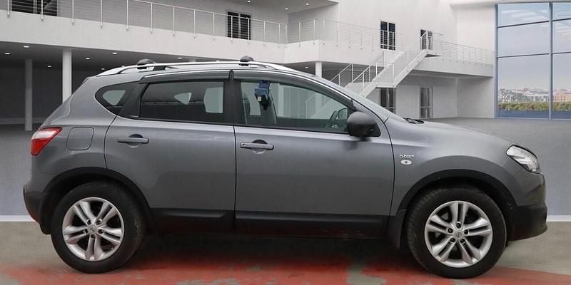 Used Nissan Qashqai N-TEC 2012 Grey SUV