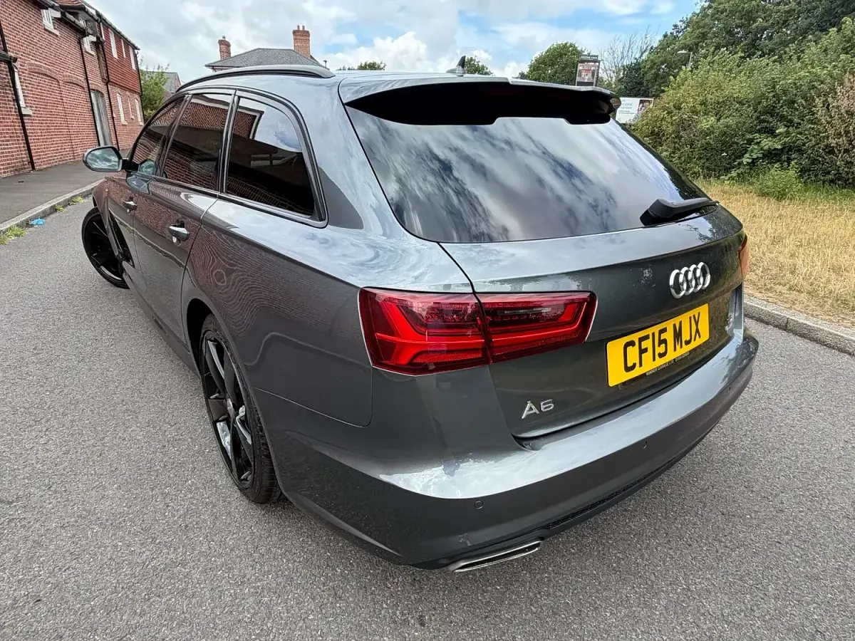 Used Audi A6 Black Edition 190 HP (139 kW) 2015 Grey Estate