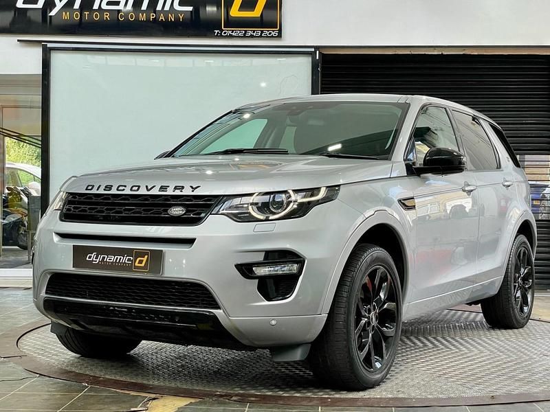 Silver Used 2017 Land Rover Discovery Sport HSE SUV | £11,990 (Fair price) - Image 1/3