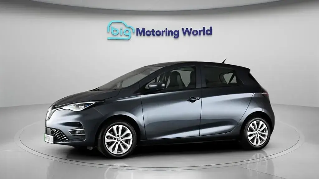 Used Renault Zoe Version S 98 kW (134 HP) 2022 Hatchback