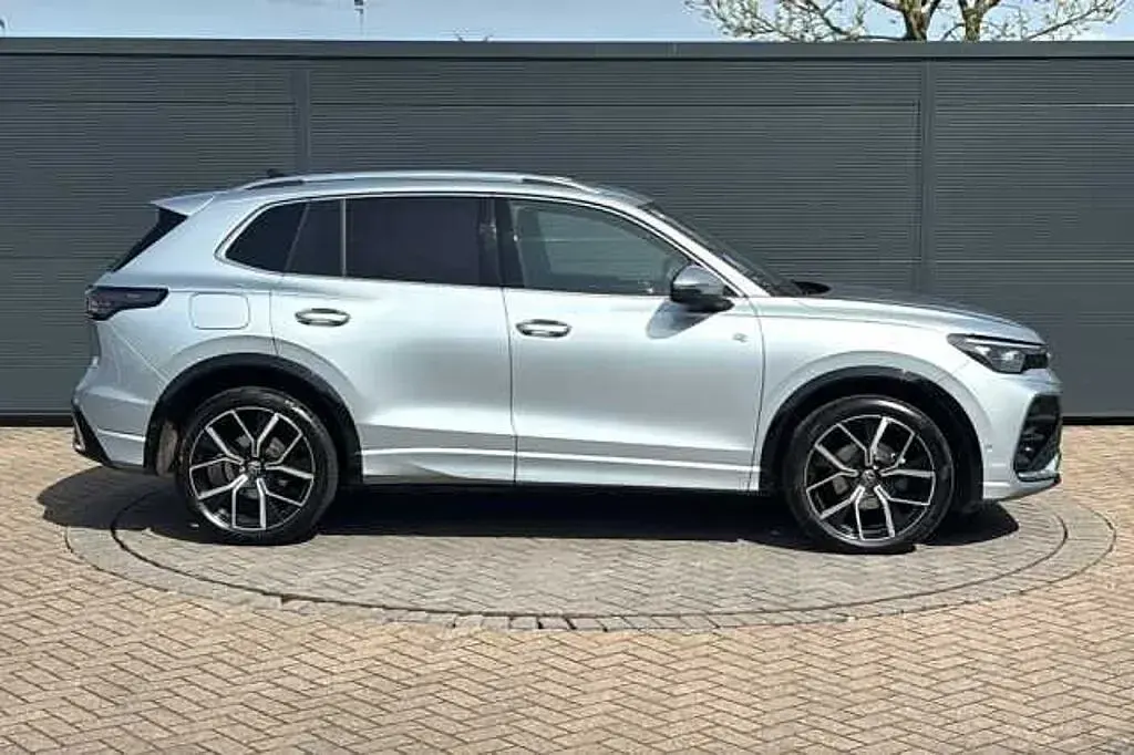 Used VW Tiguan 150 HP (110 kW) 2025 SUV
