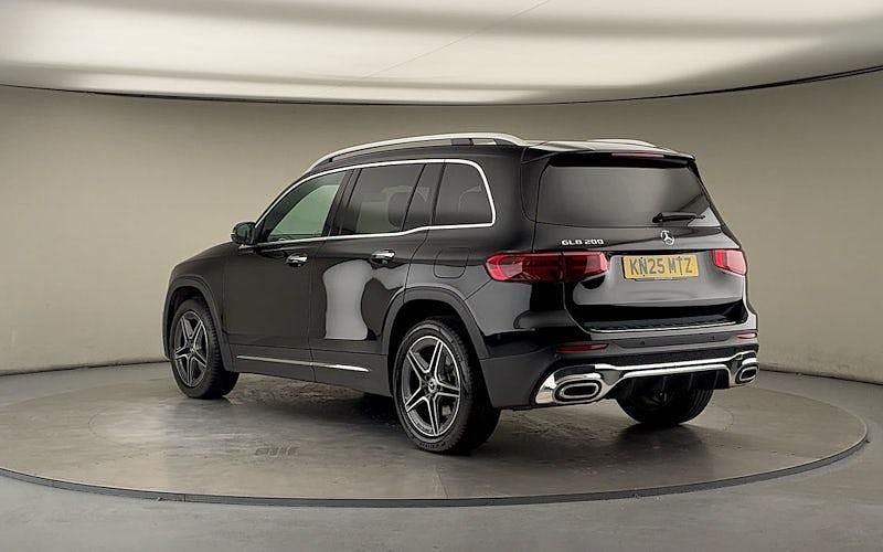 Used Mercedes GLB200 Executive 163 HP (119 kW) 2025 SUV