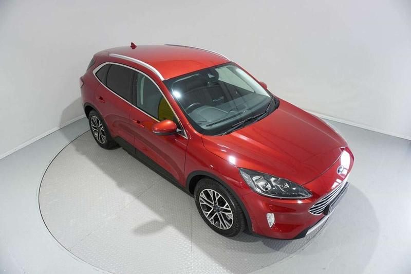 Used Ford Kuga Titanium 225 HP (165 kW) 2021 Red SUV