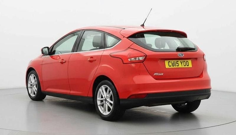 Used Ford Focus Zetec 2015 Red Hatchback