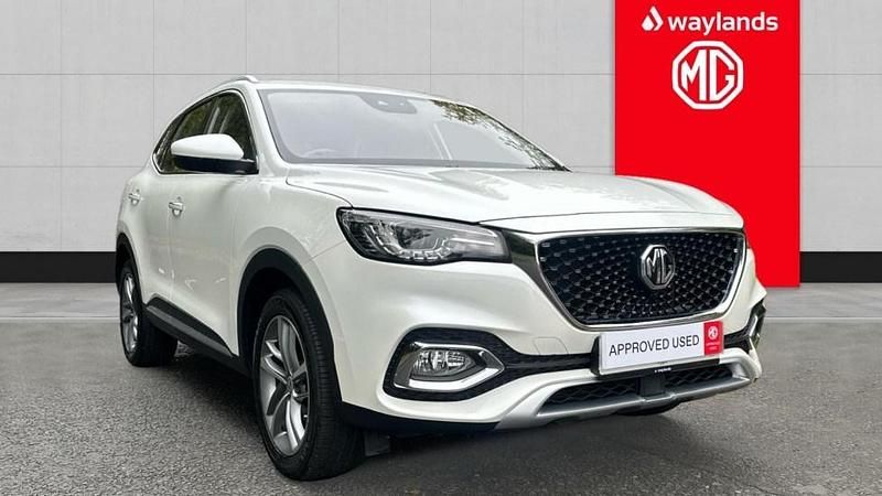 White Used 2022 MG HS Excite SUV | £13,141 (Fair price) - Image 1/4