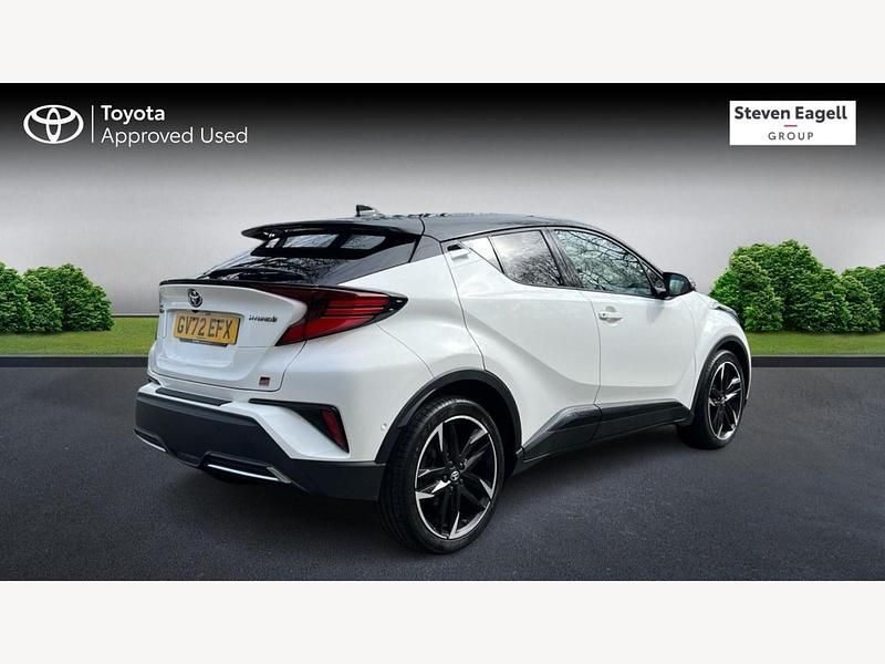 Used Toyota C-HR Sport 2023 White/black SUV