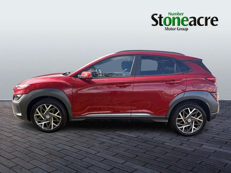 Used Hyundai Kona Premium 141 HP (103 kW) 2022 Red SUV