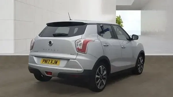 Used SsangYong Tivoli 128 HP (94 kW) 2017 Silver SUV
