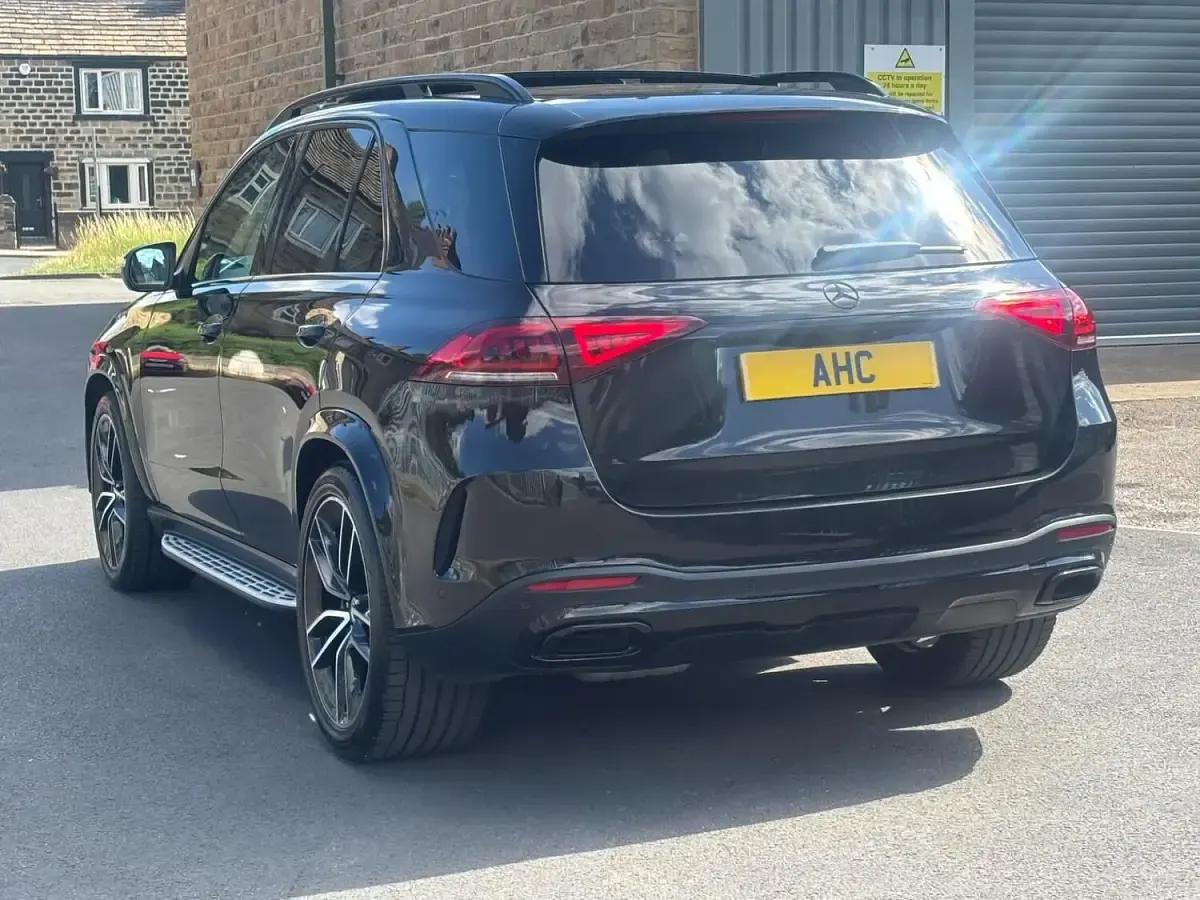 Used Mercedes GLE400 AMG line 2021 Black Estate