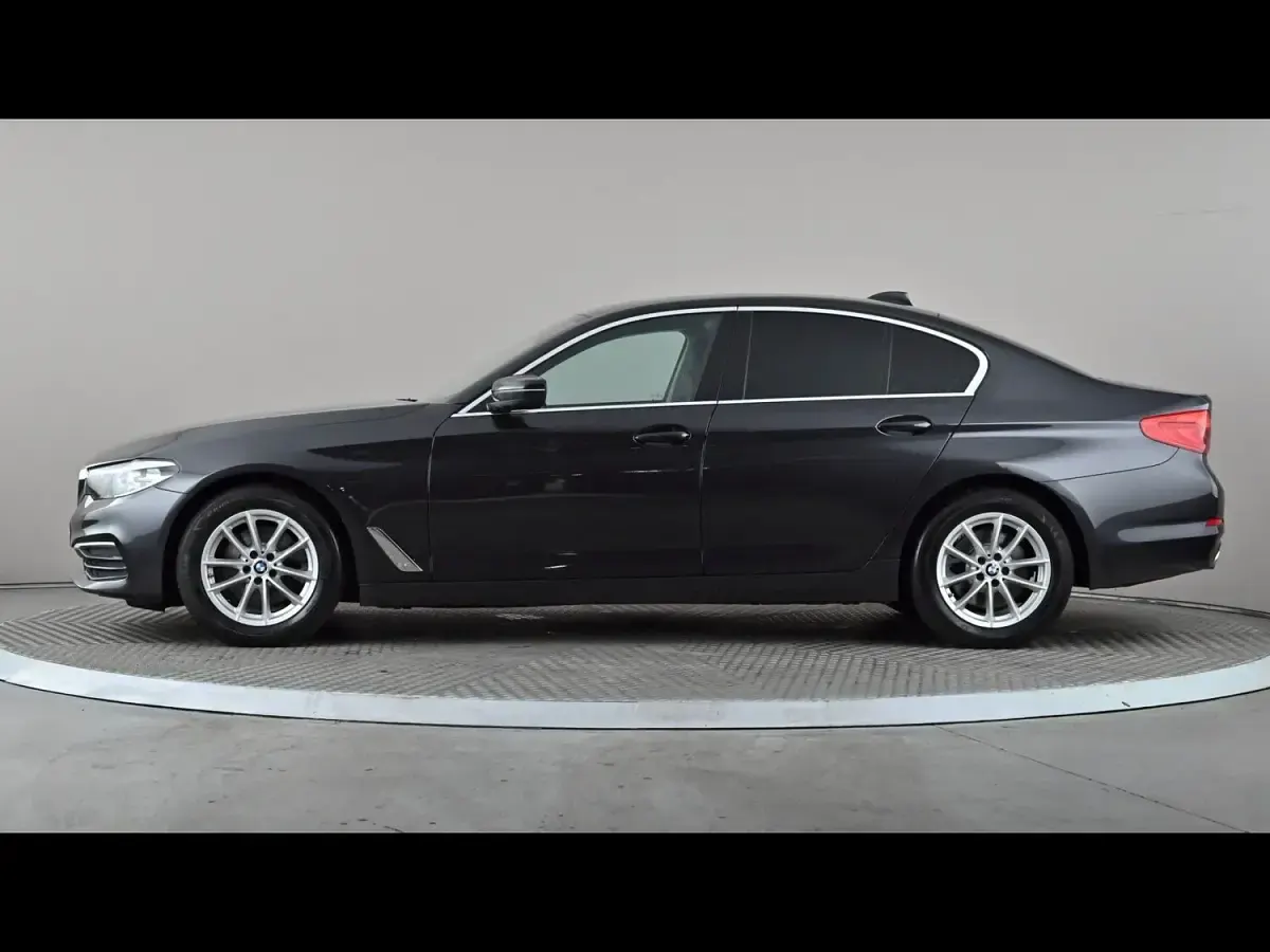Used BMW 520 Comfort Edition 2019 Grey Sedan