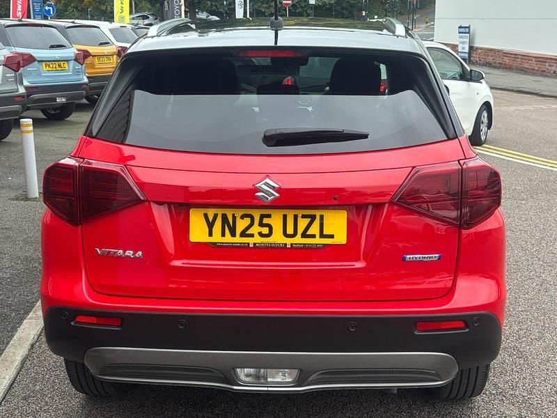 Used Suzuki Vitara 129 HP (94 kW) 2025 Red SUV