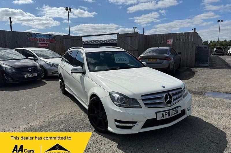 White Used 2011 Mercedes C250 Estate | £3,995 (Fair price) - Image 1/1