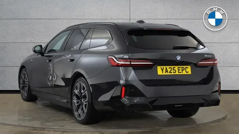 Used BMW 530e M Sport 295 HP (216 kW) 2025 Grey Estate