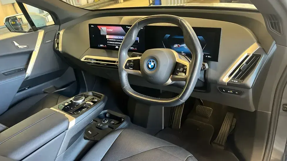 Used BMW iX M Sport 236 kW (322 HP) 2023 White SUV