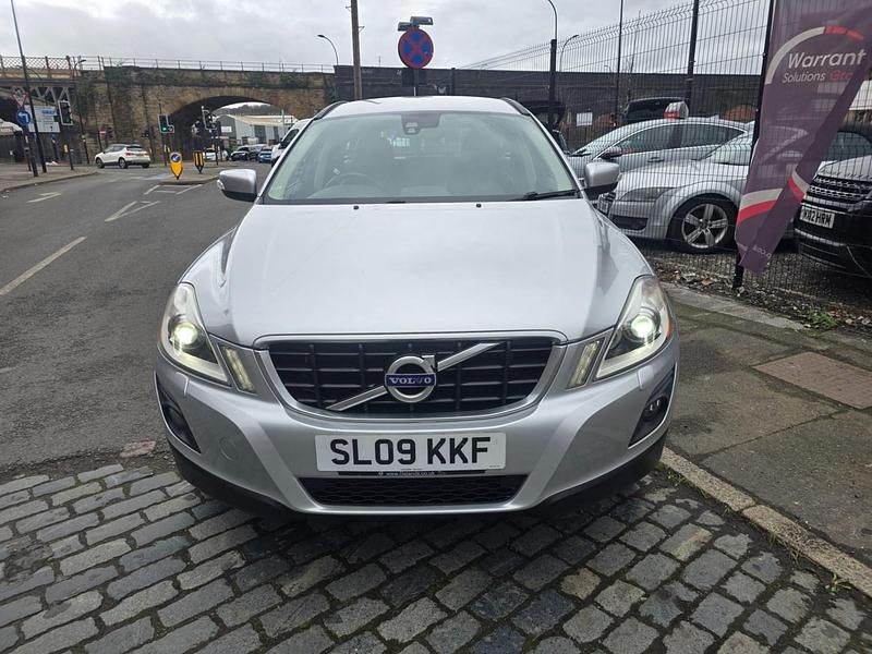 Usado Volvo XC60 SE Lux 2009 Prateado SUV