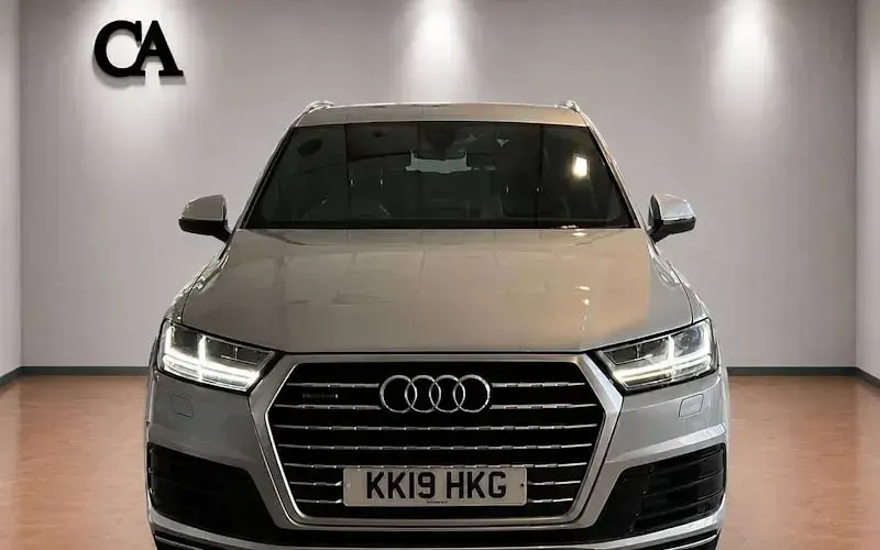 Used Audi Q7 S-Line 218 HP (160 kW) 2018 Silver SUV