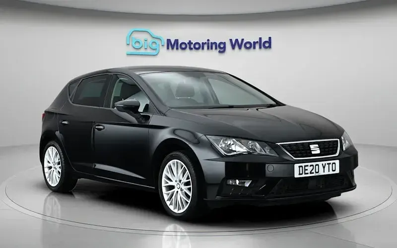 Used Seat Leon SE Dynamic 131 HP (96 kW) 2020 Black Hatchback