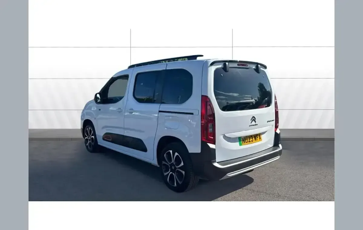 Used Citroën Berlingo XTR 98 kW (134 HP) 2023 White MPV