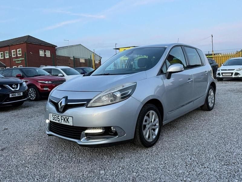 Used Renault Scénic III Dynamique 110 HP (80 kW) 2015 Silver MPV