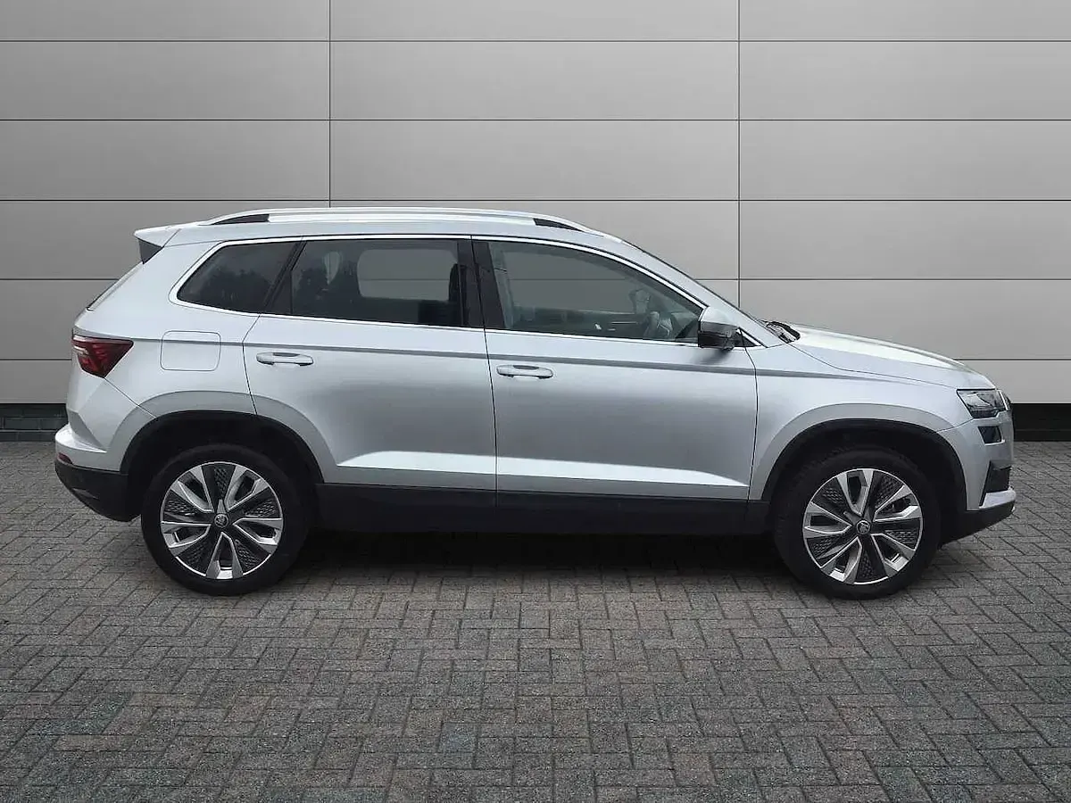 Used Skoda Karoq SE L 110 HP (80 kW) 2024 Brilliant silver metallic SUV