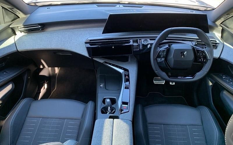 Used Peugeot 5008 GTi 136 HP (100 kW) 2025 Grey SUV