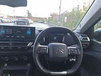 Used Citroën C4 PureTech 131 HP (96 kW) 2022 Red Hatchback