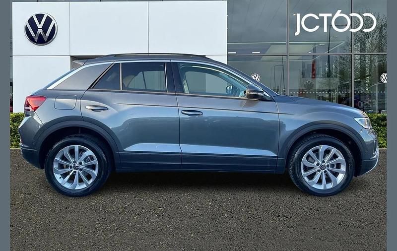 Used VW T-Roc Match 150 HP (110 kW) 2024 Black SUV