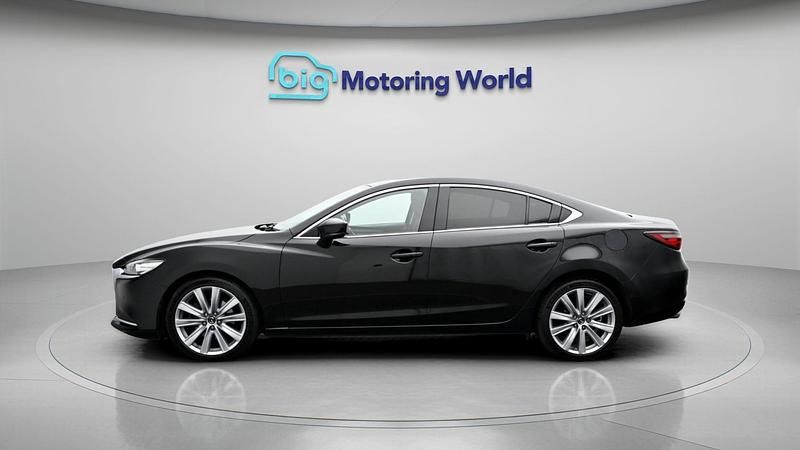 Second-hand Mazda 6 Inclusive 150 CP (110 kW) 2019 Negru Berlinǎ