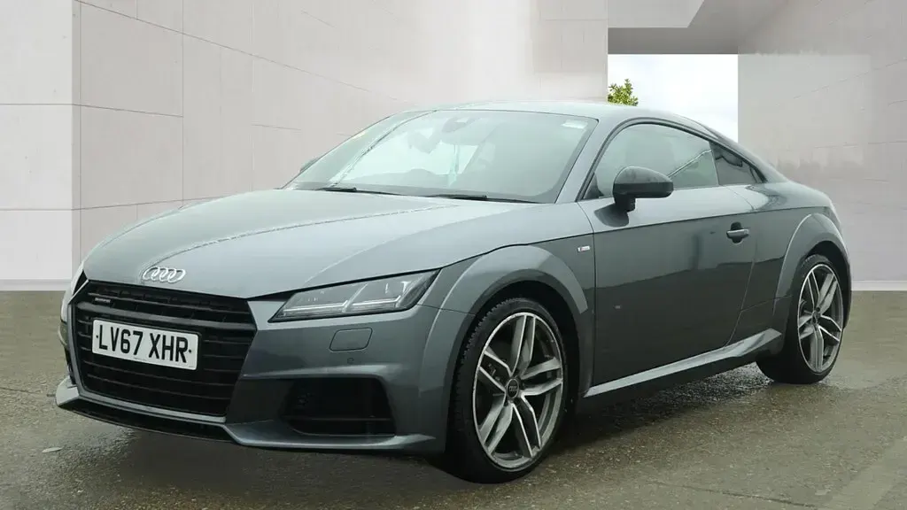 Used Audi TT Black Edition 230 HP (169 kW) 2017 Grey Coupe
