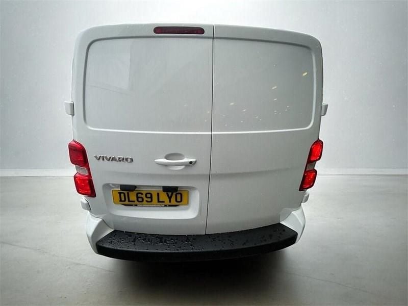 Used Vauxhall Vivaro Sportive 150 HP (110 kW) 2019 White MPV