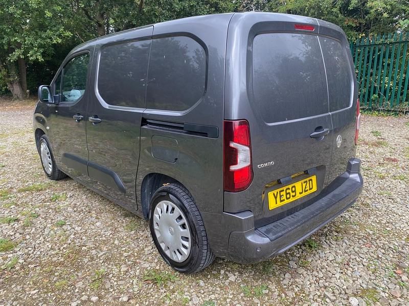 Used Vauxhall Combo Sportive 2019 Steel grey MPV
