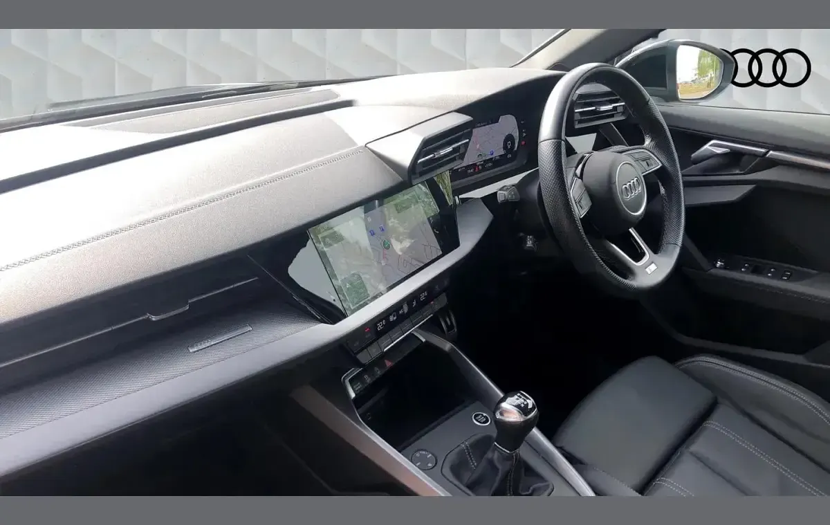 Usado Audi A3 S-Line 110 CV (80 kW) 2023 Negro Berlina