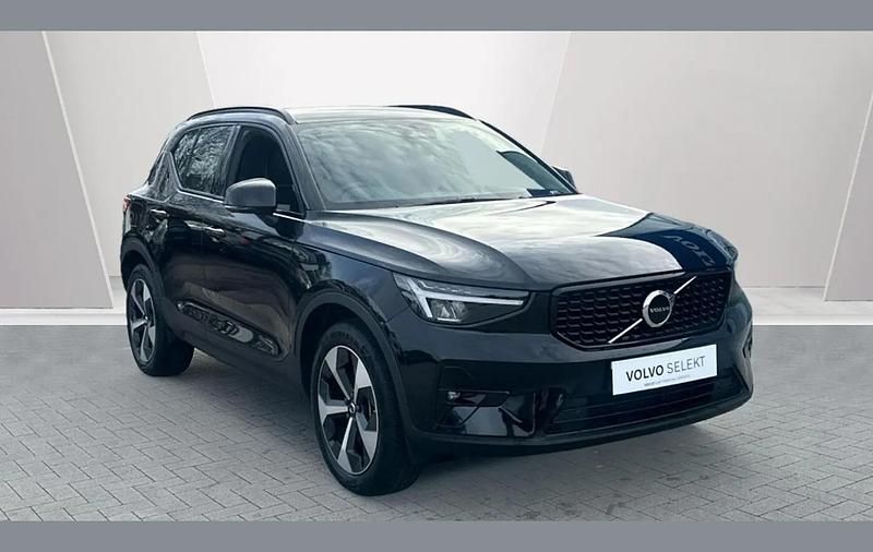 Used Volvo XC40 Plus 161 HP (118 kW) 2025 Black SUV
