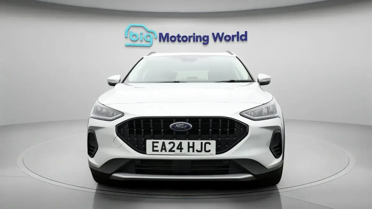 Used Ford Focus Active X 155 HP (114 kW) 2023 Silver Estate