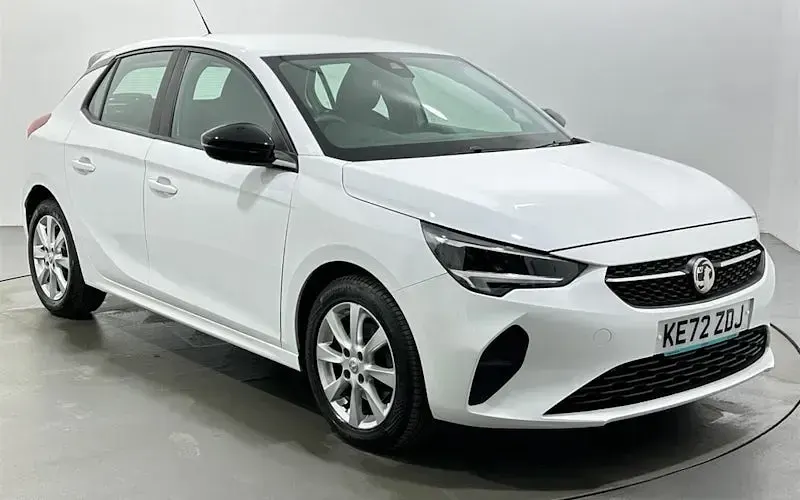 Used Vauxhall Corsa Design Edition 101 HP (74 kW) 2023 Hatchback