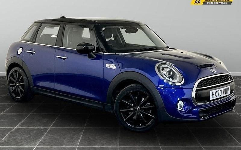 Blue Used 2020 Mini Cooper S Classic Hatchback | £14,395 (Good price) - Image 1/2