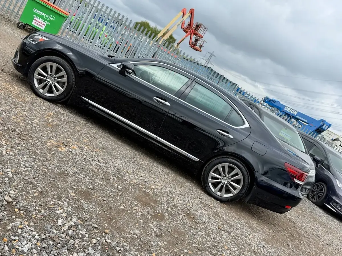 Used Lexus LS600h 2014 Black Sedan