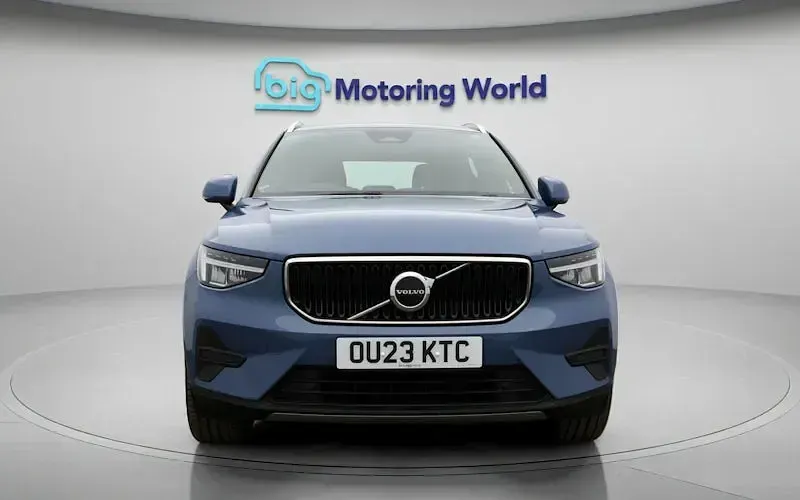 Used Volvo XC40 Core 163 HP (119 kW) 2026 SUV