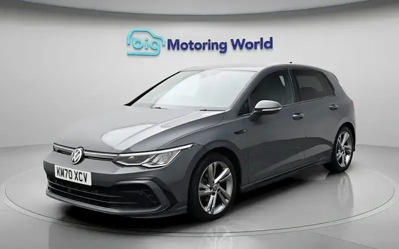 Used VW Golf VIII R-line 150 HP (110 kW) 2024 Hatchback