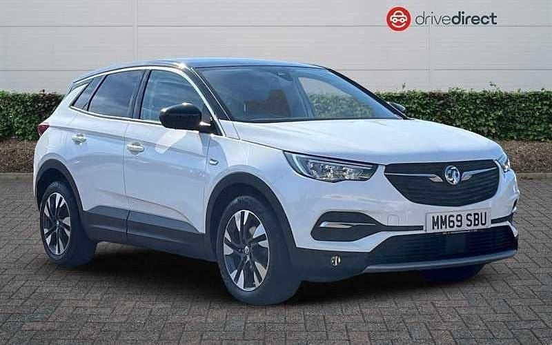 White Used 2020 Vauxhall Grandland X SRi SUV | £11,668 (Fair price) - Image 1/4