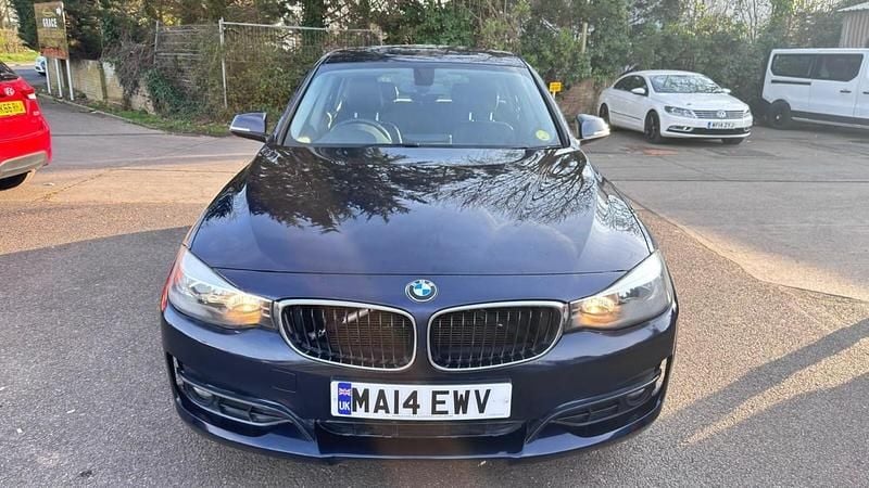 Used BMW 320 2014 Blue Hatchback