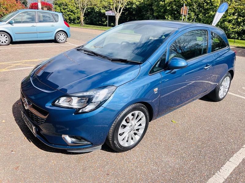 Used Vauxhall Corsa 90 HP (66 kW) 2015 Blue Hatchback
